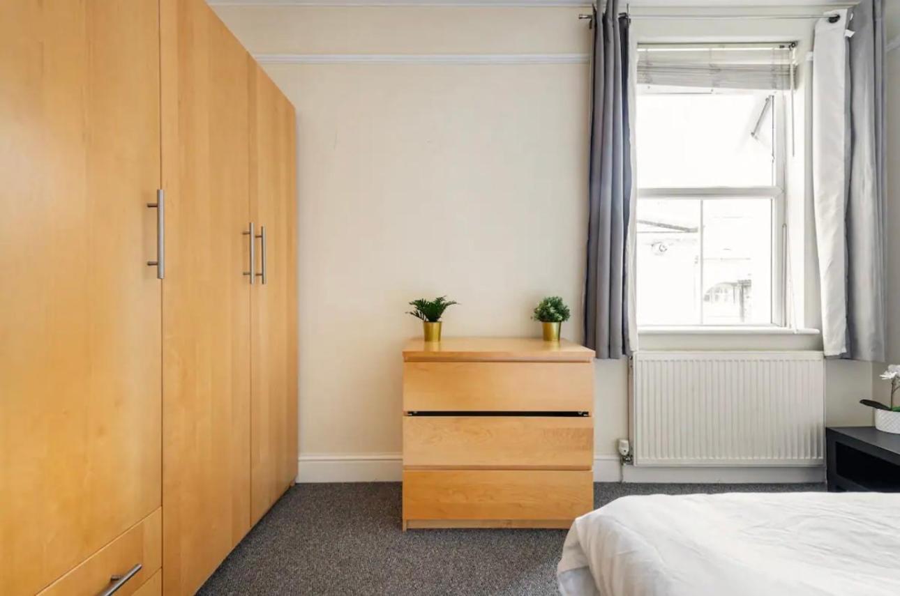 Lovely 3-Bed 20 Minutes To Central ロンドン エクステリア 写真