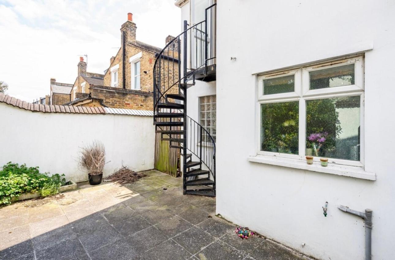 Lovely 3-Bed 20 Minutes To Central ロンドン エクステリア 写真